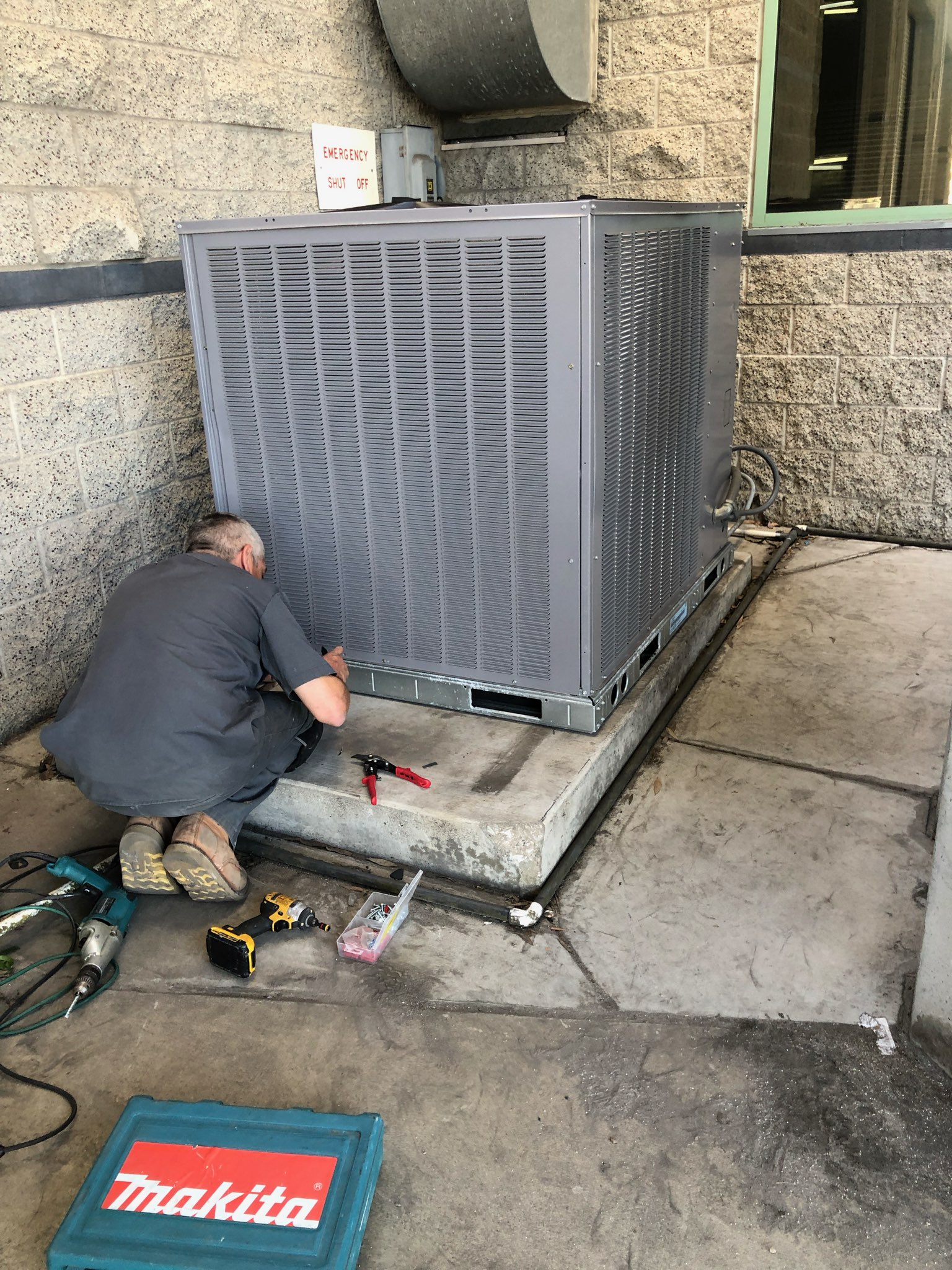 60E5E177- Commercial HVAC Maintenance, First Response Orange County